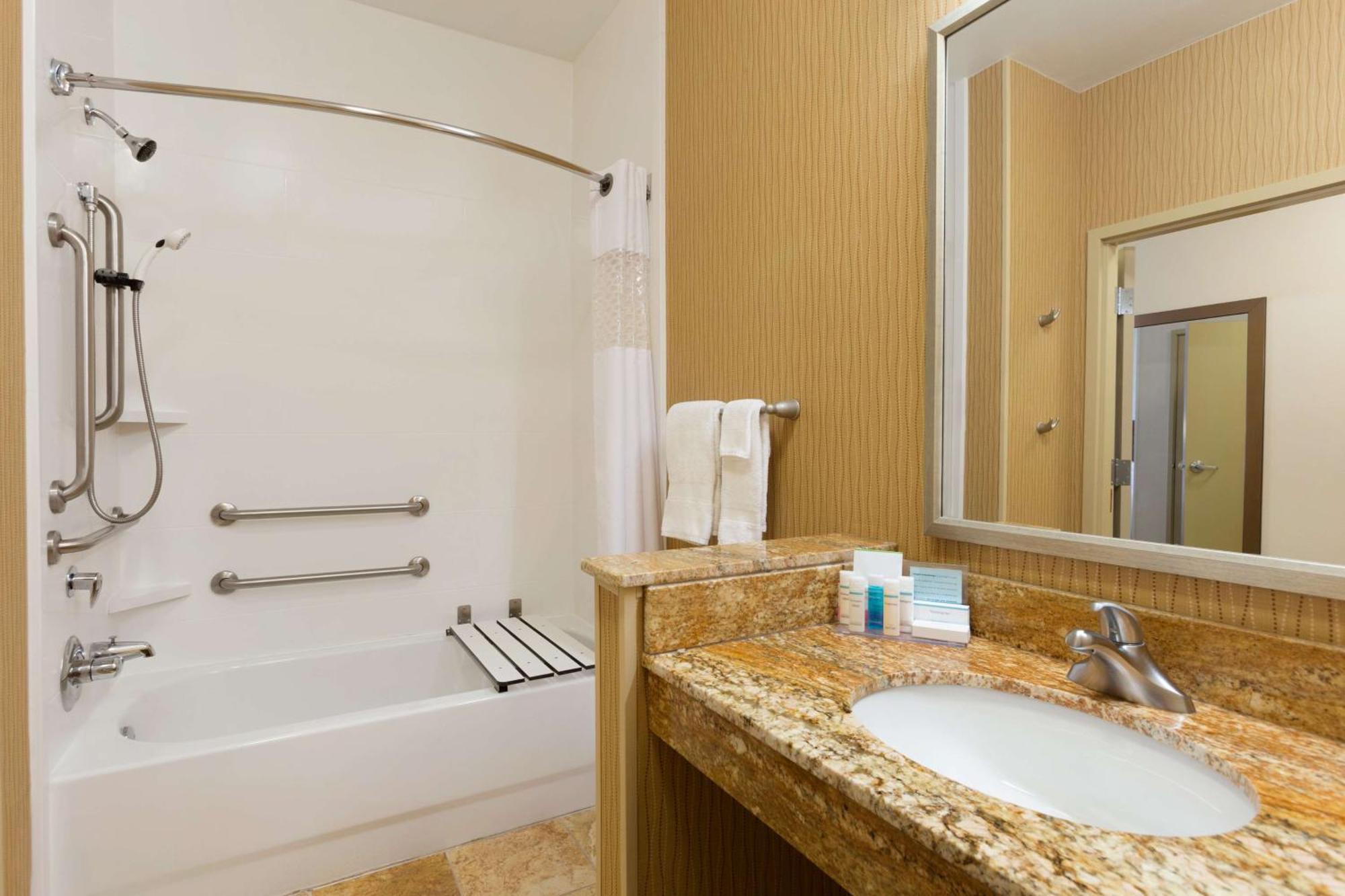 Hampton Inn Zanesville Εξωτερικό φωτογραφία