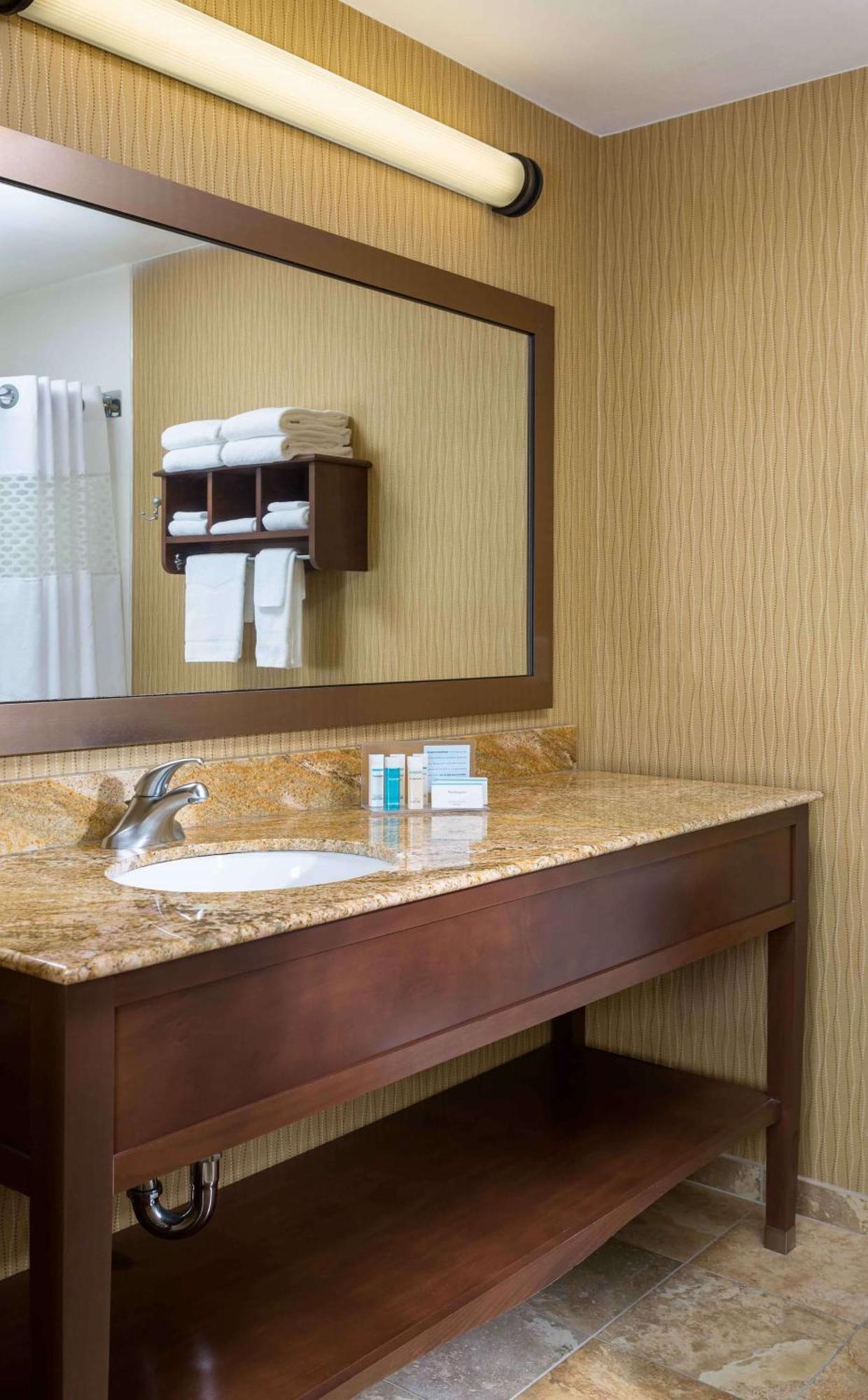 Hampton Inn Zanesville Εξωτερικό φωτογραφία